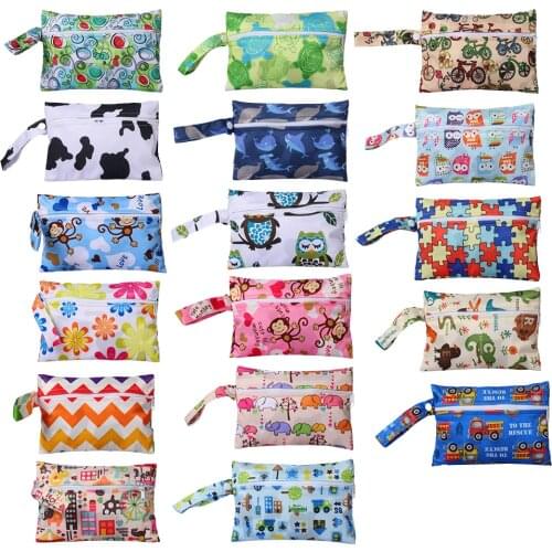 14*20cm Mini Wet Bag Reusable for Mama Cloth Sanitary Menstrual Pad 1pcs Small Printed Single Pocket Washable Diaper Nappy Bag