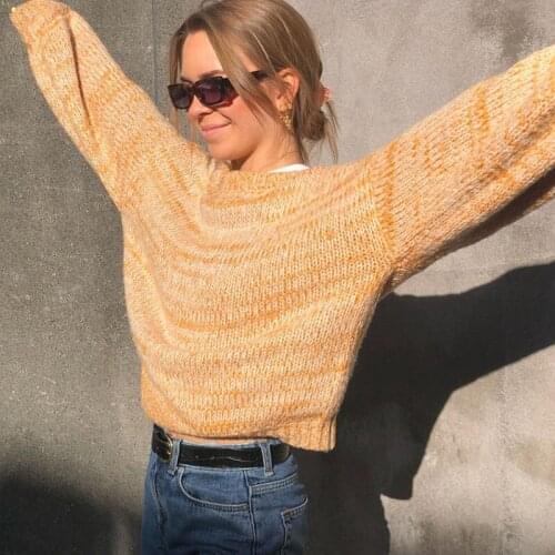 B-TOTO Retro Light Orange Round Neck Mixed Color Sweater Short Pullover Lazy Knit Sweater 2021 New Fashion