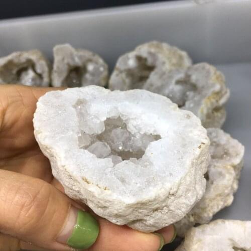 1PC Natural Agate Crystal Cave Process Mineral Healing Agate Crystal Cluster Cut Quartz Reiki Home Crystal Decoration Collection