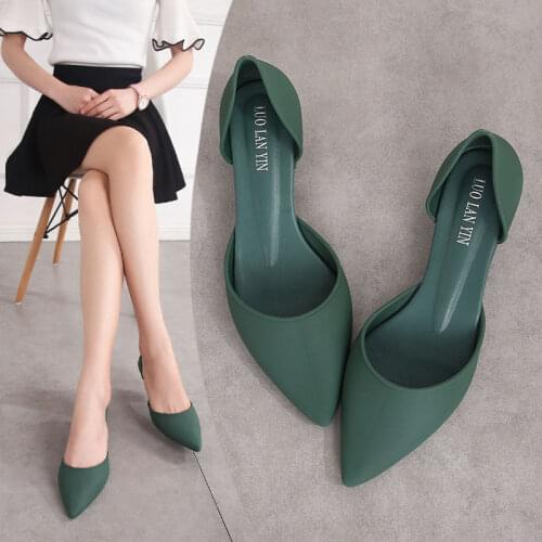 Jelly Pumps Sandals Summer Med Square Heel Shallow Mouth Shoes Women Summer Slip On Pointy Toe Heels Sandals Rain Shoes