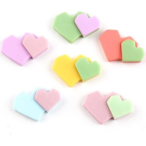 Free Shipping 20pcs 28*20mm Double Colors Hearts Planar Resin Cabochons Ornament Accessories Patch Sticker Phone Shell Decor