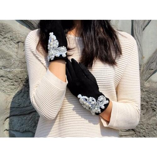 Gloves Winter suede fabric Touch Screen Gloves For woman Luxury Pearl Engant Gloves Female Driving Mittens Women Guantes