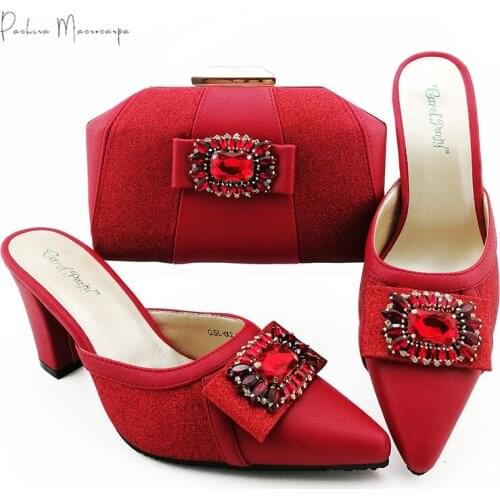 African 2021 Hot Selling Nigerian Fashion Style Italian Design Women Shoes and Bag Set Decorated With Rhinestone in Red Color