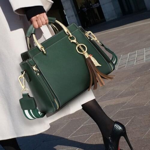 2021 Grandmas Fashion Simple Ladies Handbag Leather Shoulder Bag satchels purses and handbags luxury designer handbags