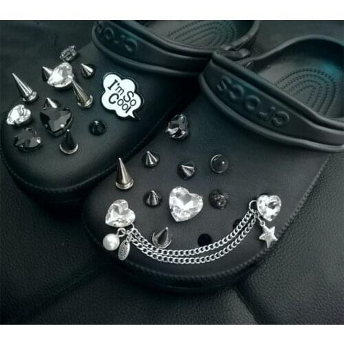 Vintage Punk Croc Charms Designer Trend Peach Heart Rhinestone Shoes Charms for Croc Luxury Metal DIY Bundle Shoe Decorations