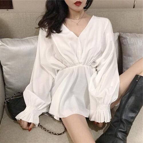 Shirt for Women 2021 Spring and Summer New Korean Style V-neck Batwing Sleeve Waist Trimming Shirt Loose Slimming Flounce Top