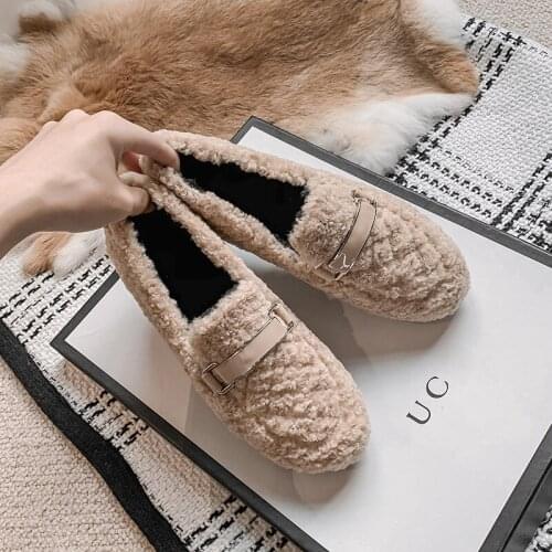 RIVETED Women's Sneakers