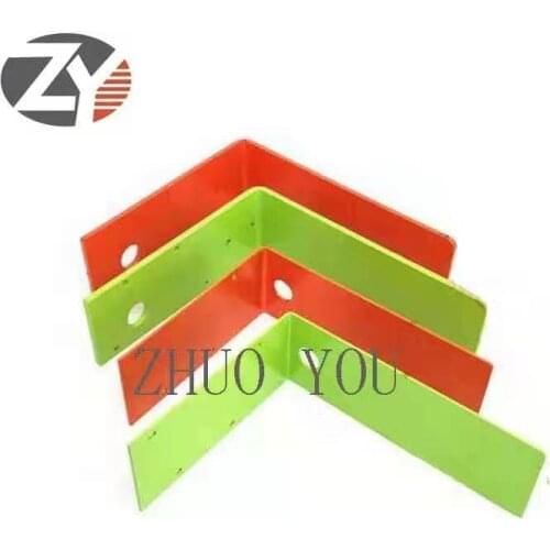 Feeding plate L-shaped shield Discharge plate L-shaped shield Blocking cylinder Steel plate switch Iron plate