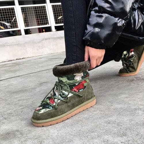 2020 New winter shoes womens snow boots cow suede bling bling cross-tied ankle boots womens shoes bottes femme