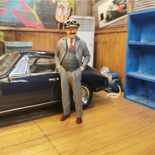 CMC Car Model Scene Doll 1/18 Scale Mini Resin Vehicle Character Accessories Display Decoration Collectible Fan Gift