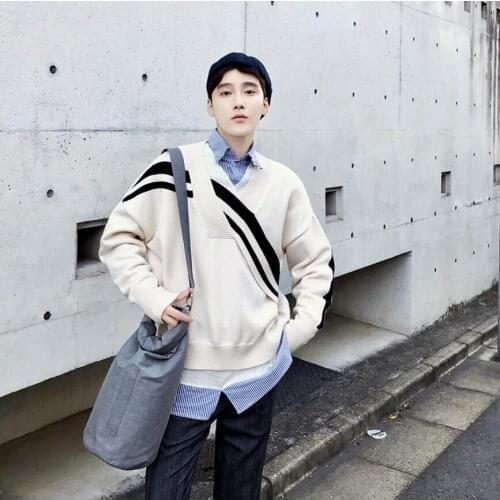 V-neck Sweater Men Korean Version Of The Trend Of Personality Handsome Sweater Loose Pullovers Autumn And Winter Youth Tops