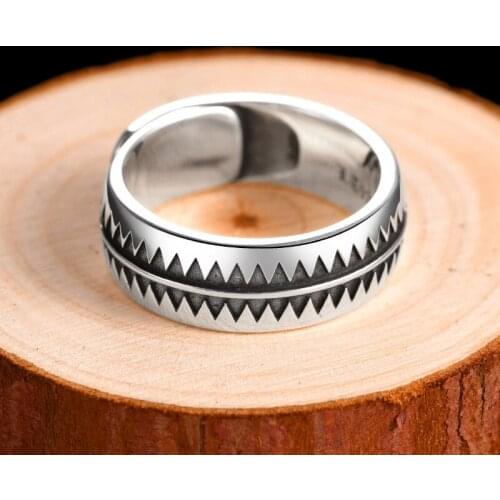 Vintage Silver Plated Mens Rings Fashion Gear Triangle Rings Geometry Finger Ring Motorcycle Party Jewelry Unisex Rings