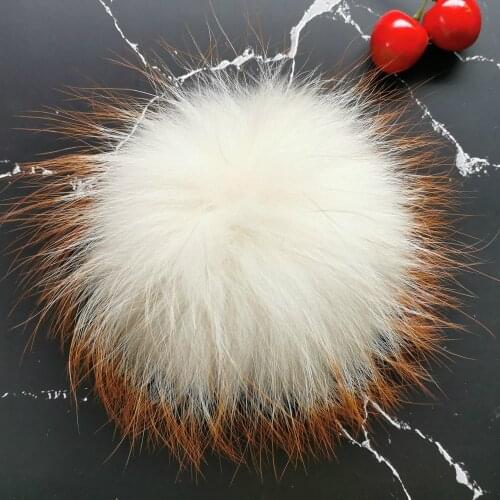 2020 New Color DIY Natural Real Raccoon Fur Pompoms Fluffy Genuine Fur Pompom for Winter Women Hat Beanies Knitted Cap Sk