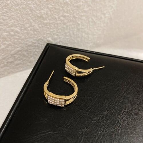 Origin Summer C Shape Pearl Hoop Earrings for Women Gold Color Metallic Geometrical Earrings Party Wedding Jewelry Pendientes