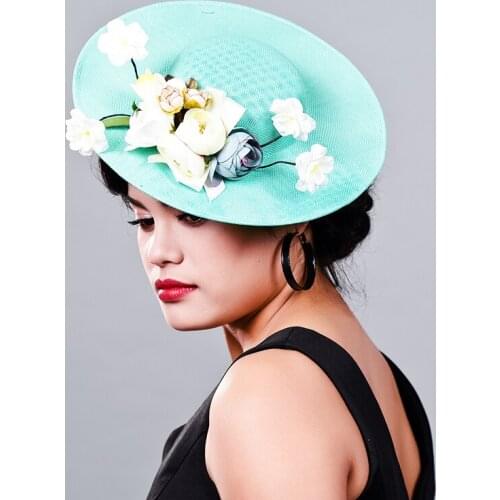 Women Fancy Feather Big Size Beauty Fascinator Headwear Wedding Hats and Derby Fascinators White Net Hair Accessories for Bridal