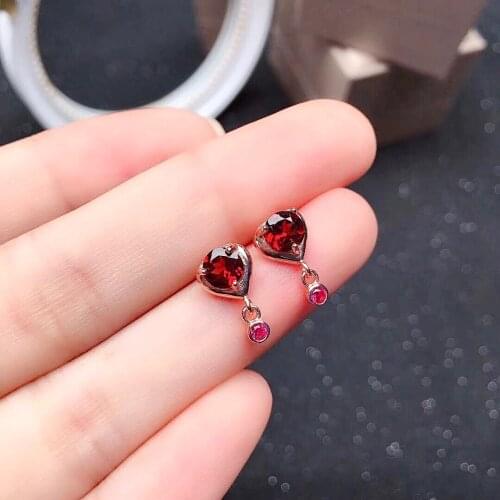 Fashion Heart Silver Earrings for Daily Wear 5mm Natural Garnet Silver Earrings 925 Silver Garnet Stud Earrings