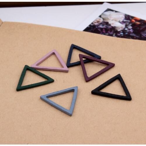 20pcs 20mm Alloy Triangle Rubber Lacquer Charms DIY Pendants For Necklace Bracelet Jewelry Making DIY Findings