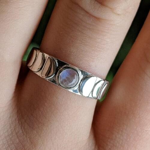 Lovely Female Silver Color Moon Phase Crystal Ring Women Vintage Wedding Band Celestial Jewelry Gift