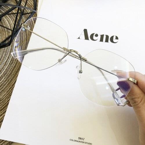 2021 New Flat Lens Imitating Radiation Anti-blue Light Glasses Fashion Personality Trendy Cool Flat Mirror Frameless Men Women