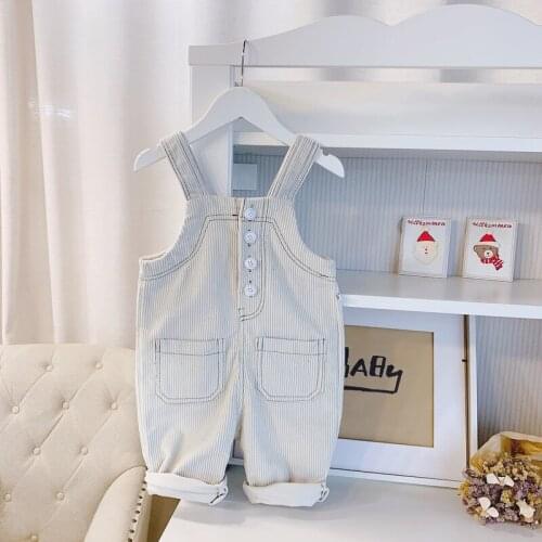 Girls denim bib 2019 new autumn Korean loose baby pants girls solid color bib pants