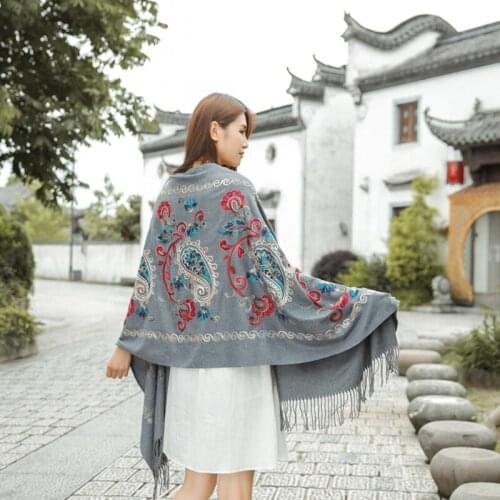 New embroidered cashmere scarf women bufandas invierno mujer travel long thick warm embroidered scarf national style shawl women