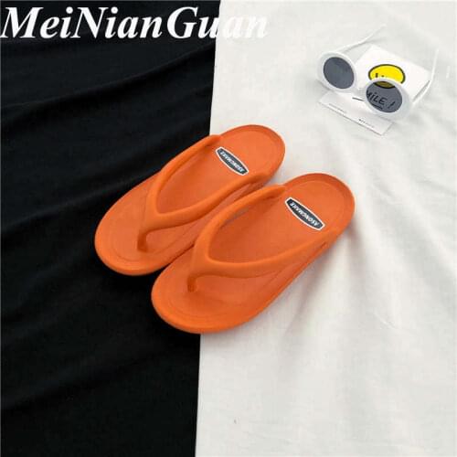 New Arrival Big Size Womens Slippers Light Soft Flip Flops Men Summer Breathable Designer Sandals High Quality Woman Sneaker CN