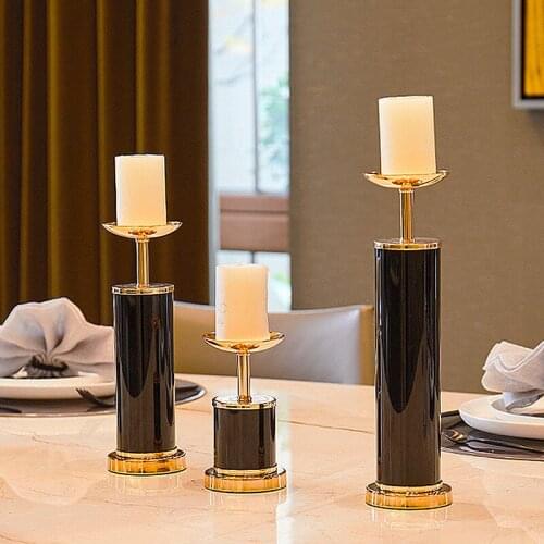 European Candle Holder Black Metal Vintage Romantic Wedding Dinner Table Candle Holder Luxury Centro De Mesa Home Decor BS60CH