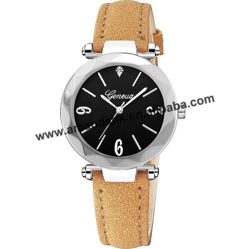 Fashion Rhinestone Women Man Ladies Watches Rose Gold Case GENEVA Women Watch Crystal Leather Wrist Watches