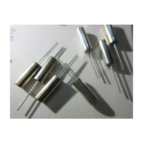 100pcs32.768 kHz Crystal Cylender 3*8 mm Oscillator 3*8mm