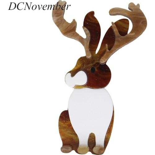 Creative Acrylic Elk Brooch Fashionable Animal Deer Brooch for women Factory Custom