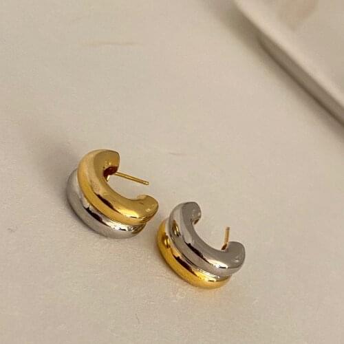 Hearts Q Decor White Rings
