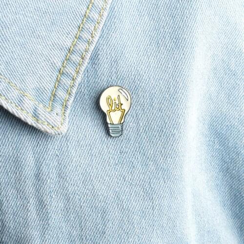 Cartoon light bulb pin Good idea brooch Button Pin Denim Jacket Pin Badge Jewelry Creative gift For kids children