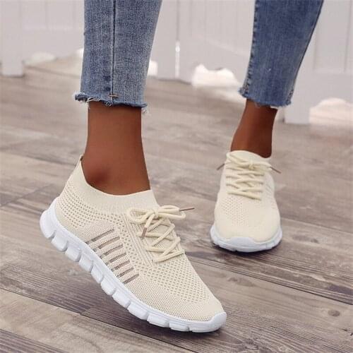 Size 43 Lace-up Mesh Sneakers Womens Lightweight Flat-bottomed Large Size Flying Woven Sneakers 2021 New Seasons