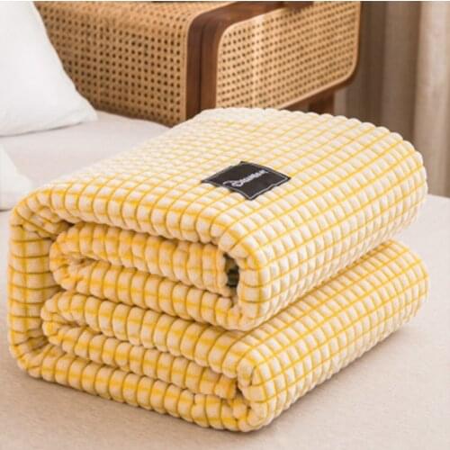 Best Selling 2020 Simple Solid Color Stripe Soft Flannel Blanket Plain Color Multi-function Warm Coral Sofa Cover Blanket