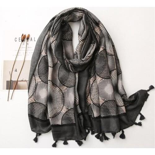 Winter Warm Large Scarf Bright Circles Elegant Neck Scarf Oversize Tassels Shawl Stole NEW 2021