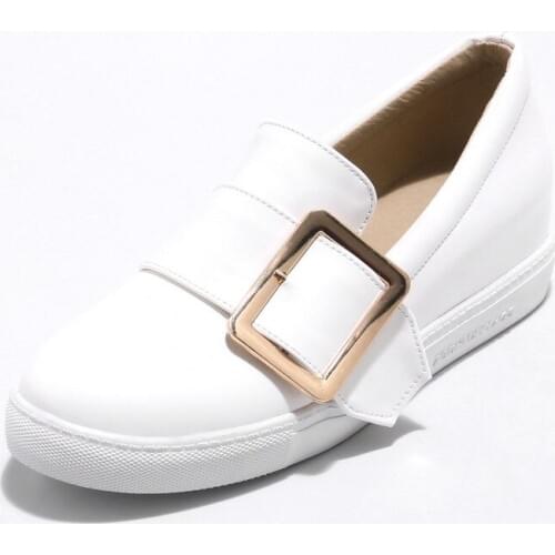 The new 2018 spring single deep mouth recreational shoe buckle shoes big yards 43 students 40-18316 shoes