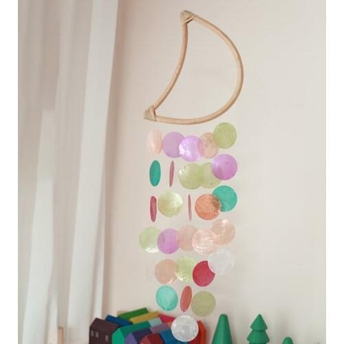 Shell Moon Wind Chime Room Decor Nordic Style Colorful Moon Shape Windchimes Nursery Decor Wall Hanging Toys Gifts