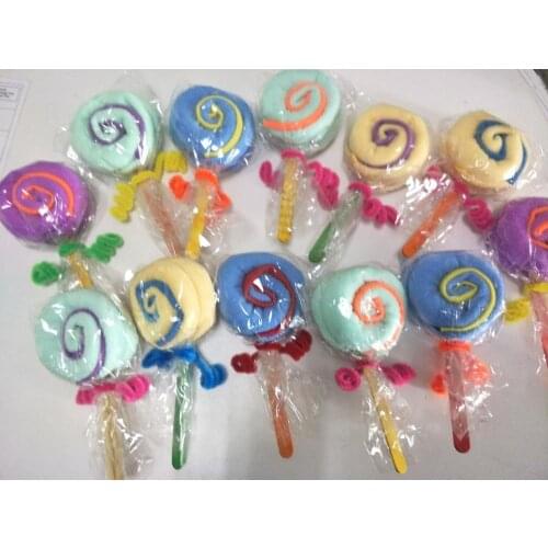 15 pieces Cute Mini Lollipop Baby Washcloth Hand Towel Christmas Party Wedding Xmas Gift Randomly Colorful Candy Shape Towel