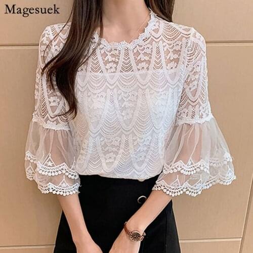 Flare Sleeve Sexy Korean Womens Shirt Summer Sweet Hook Flower Lace Blouse with Lining Hollow Casual Loose O Neck Tops 15453