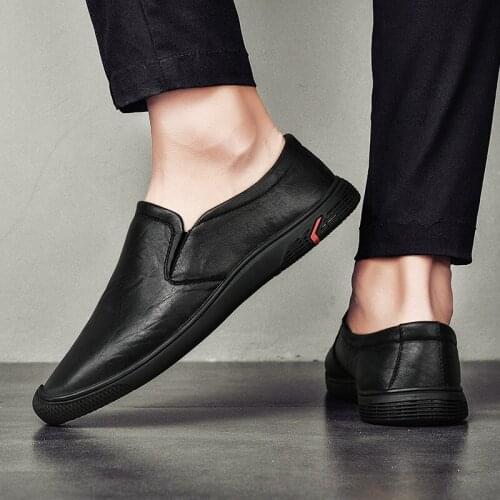 NEW Mens Loafers Comfortable Flat Casual Shoes Men Breathable Moccasins Slip-On Driving Shoes Men Genuine Leather Loafers