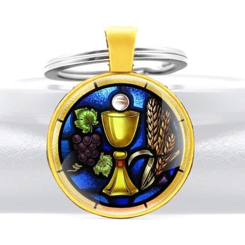 Holy Christian San-greal Keychain Classic Men Women Jewelry Gifts Key Rings