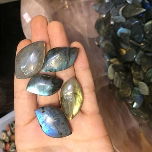 Special offer 5pcs beautiful natural stones and minerals labradorite free-form gemstone healing crystals for making pandent DIY