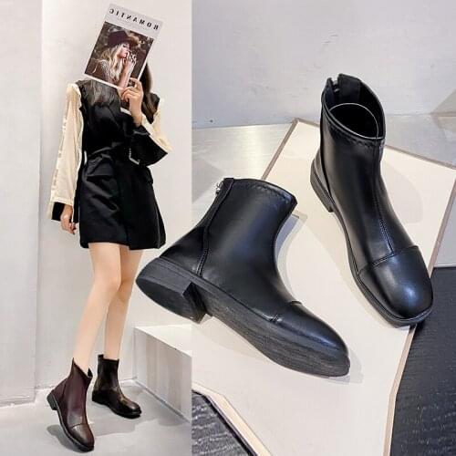 Round Toe Shoes Chelsea Womens Rubber Boots Luxury Designer Boots-Women Rain Fashion Mid Calf Mid-Calf Ladies Autumn 2021