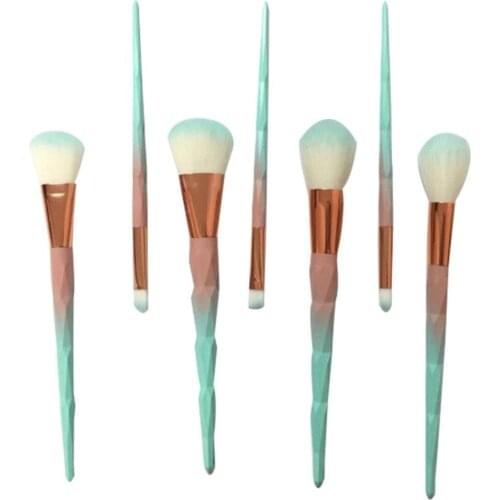 7pcs Diamond Shape Long Handle Makeup Brushes Set Foundation Powder Blush Eye Shadow Lip Brushes Face Beauty Makeup Tools Kit DD
