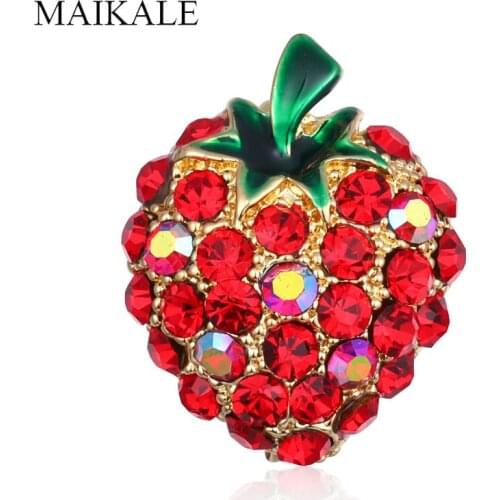MAIKALE Charm Red Crystal Strawberry Brooch Pins Rhinestone Fruit Brooches for Women Girls Kids Shirts Fashion Accessories Gifts