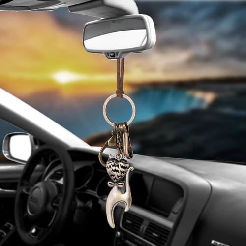 Car Pendant Beauty Cat Key Chain Auto Ornaments Interior Rear View Mirror Decoration Hanging Decor Car Accessories Car Styling