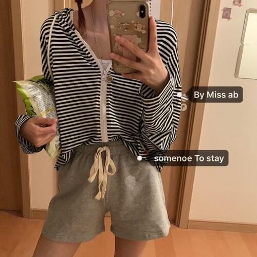 Summer 2020 Fashion girls Casual lazy style hooded cardigan jacket Hong Kong flavor loose wild striped zipper jacket women