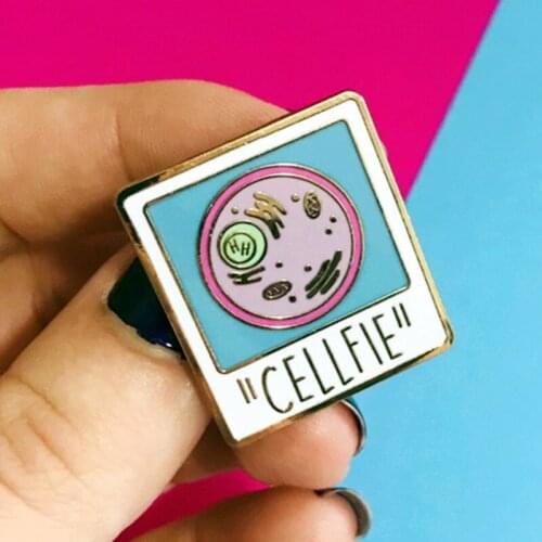 Cartoons Cellfie Science Polaroid Enamel Brooch Pin Backpack Hat Bag Lapel Pins Badges Women Mens Fashion Jewelry Accessories