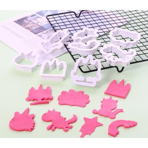 8Pcs/Set Facemile Unicorn Cookie Cutter DIY Fondant Chocolate Cake Embossing Stencil Mold Biscuit Mold Baking Tool