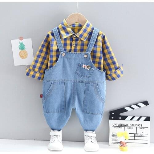 Boys spring and autumn Korean suit childrens plaid shirt bib two-piece childrens fashion top + pants childrens clothing whole
